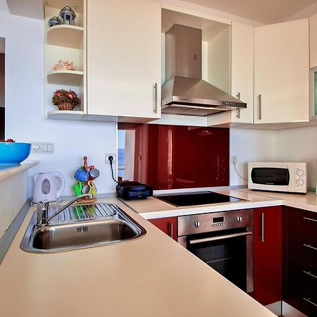 Sandy Beach Apartments Duce Room photo